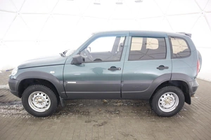 Внедорожник Chevrolet Niva 2012 года, 550000 рублей, Орёл