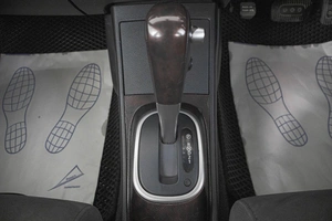 Седан Nissan Tiida Latio 2004 года, 499000 рублей, Кемерово
