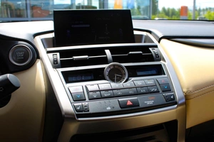 Внедорожник Lexus NX 2016 года, 2650000 рублей, Ярославль