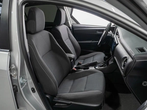 Седан Toyota Corolla 2017 года, 1574000 рублей, Тюмень