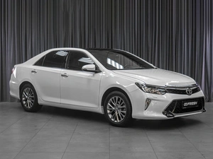 Седан Toyota Camry 2017 года, 2599000 рублей, Тюмень