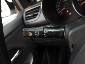 Седан Kia Rio 2012 года, 899000 рублей, Саратов