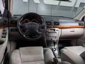 Седан Toyota Avensis 2007 года, 1070000 рублей, Тюмень