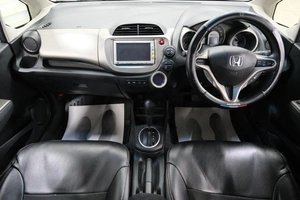 Хетчбэк Honda Fit 2011 года, 979000 рублей, Омск