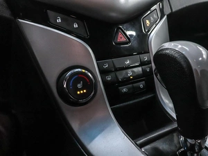 Хетчбэк Chevrolet Cruze 2012 года, 849000 рублей, Красноярск