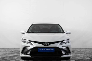 Седан Toyota Camry 2021 года, 2899000 рублей, Кемерово