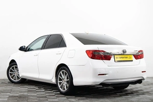 Седан Toyota Camry 2012 года, 1159000 рублей, Сургут