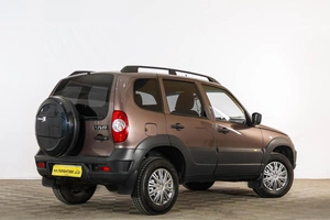 Внедорожник Chevrolet Niva 2017 года, 799000 рублей, Тюмень