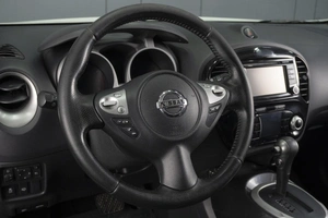 Внедорожник Nissan Juke 2013 года, 1090000 рублей, Омск