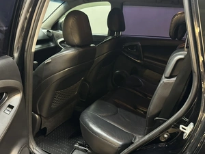 Внедорожник Toyota RAV4 2011 года, 1797000 рублей, Красноярск