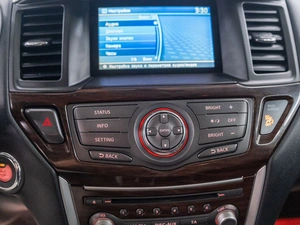 Внедорожник Nissan Pathfinder 2015 года, 2060000 рублей, Красноярск
