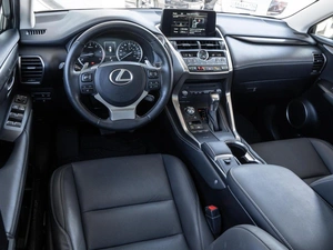 Внедорожник Lexus NX 2019 года, 3245000 рублей, Волгоград