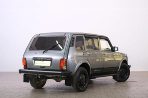 Внедорожник ВАЗ (LADA) 4x4 (Нива) 2013 года, 819000 рублей, Омск