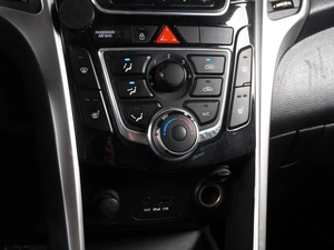 Хетчбэк Hyundai i30 2012 года, 999000 рублей, Минеральные Воды
