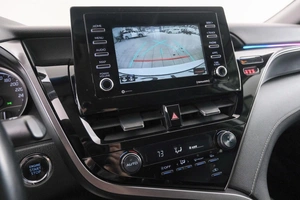 Седан Toyota Camry 2021 года, 2799000 рублей, Красноярск