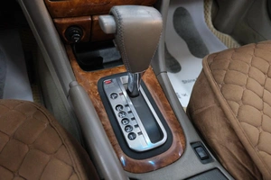 Седан Nissan Maxima 2005 года, 569000 рублей, Омск