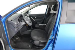 Хэтчбек Renault Sandero 2017 года, 1130000 рублей, Брянск