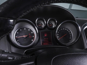 Седан Opel Astra 2014 года, 825000 рублей, Ростов-на-Дону