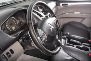 Внедорожник Mitsubishi Pajero Sport 2011 года, 1799000 рублей, Томск