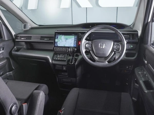 Минивэн Honda Stepwgn 2021 года, 2630000 рублей, Ростов-на-Дону