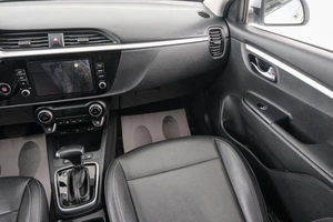 Седан Kia Rio 2020 года, 1809000 рублей, Красноярск