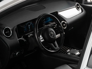 Хетчбэк Mercedes-benz B-класс 2019 года, 2359000 рублей, Тюмень