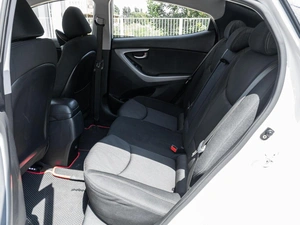 Седан Hyundai Elantra 2015 года, 1431000 рублей, Ставрополь
