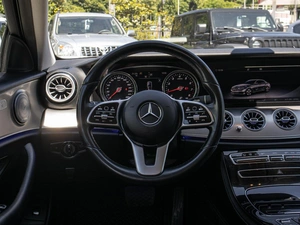 Седан Mercedes-benz E-класс 2019 года, 3129000 рублей, Большой Сочи