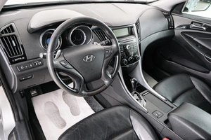 Седан Hyundai Sonata 2011 года, 1199000 рублей, Красноярск