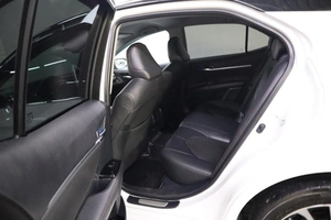 Седан Toyota Camry 2020 года, 2350000 рублей, Брянск