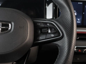 Внедорожник Geely Coolray 2023 года, 2190000 рублей, Омск