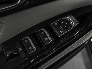 Минивэн Kia Carnival 2022 года, 4999000 рублей, Тюмень