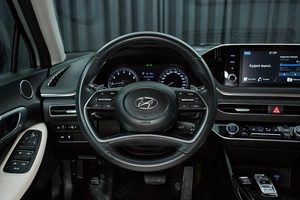 Седан Hyundai Sonata 2021 года, 2399000 рублей, Красноярск