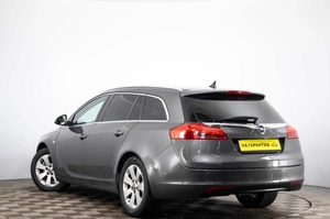 Универсал Opel Insignia 2009 года, 1009000 рублей, Пермь