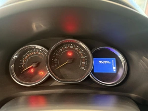 Хэтчбек Renault Sandero 2014 года, 940000 рублей, Орёл