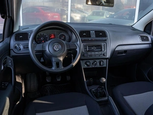 Седан Volkswagen Polo 2013 года, 725000 рублей, Краснодар