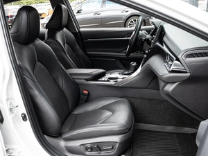 Седан Toyota Camry 2021 года, 4200000 рублей, Краснодар