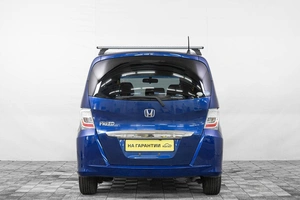 Минивэн Honda Freed 2012 года, 1149000 рублей, Кемерово