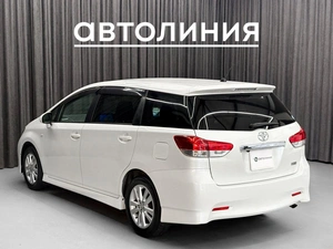 Минивэн Toyota Wish 2009 года, 1185000 рублей, Ачинск