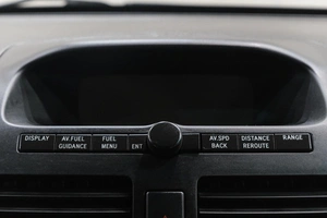 Седан Toyota Avensis 2005 года, 749000 рублей, Новокузнецк