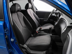 Хетчбэк Kia Rio 2011 года, 699000 рублей, Тюмень