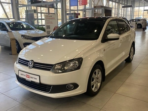 Седан Volkswagen Polo 2013 года, 860000 рублей, Орёл