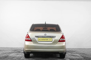 Седан Nissan Tiida Latio 2009 года, 549000 рублей, Кемерово