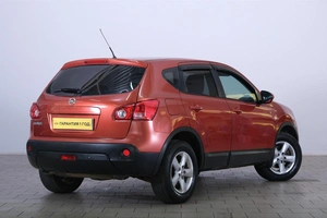 Внедорожник Nissan Qashqai 2007 года, 789000 рублей, Омск