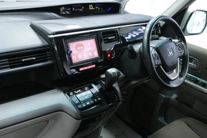Минивэн Honda Stepwgn 2016 года, 1538000 рублей, Солонцы