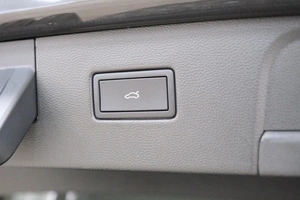 Внедорожник Volkswagen Tayron 2023 года, 4199000 рублей, Омск