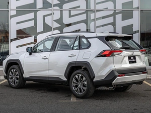 Внедорожник Toyota RAV4 2025 года, 4140000 рублей, Краснодар