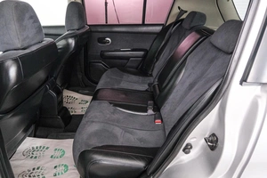 Седан Nissan Tiida 2004 года, 689000 рублей, Красноярск