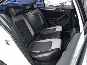 Седан Volkswagen Jetta 2012 года, 1210000 рублей, Краснодар