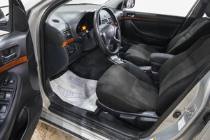 Седан Toyota Avensis 2008 года, 949000 рублей, Новокузнецк